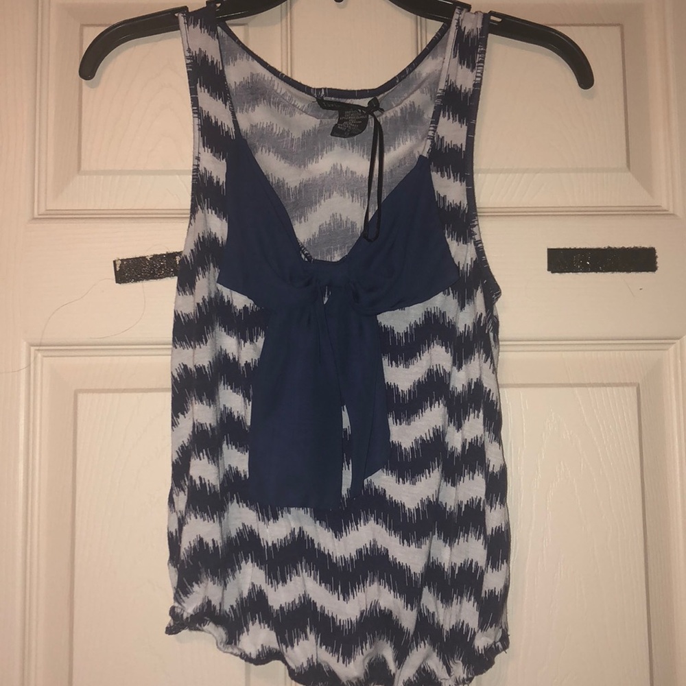 Navy and White Chevron shirt/crop top with bow.